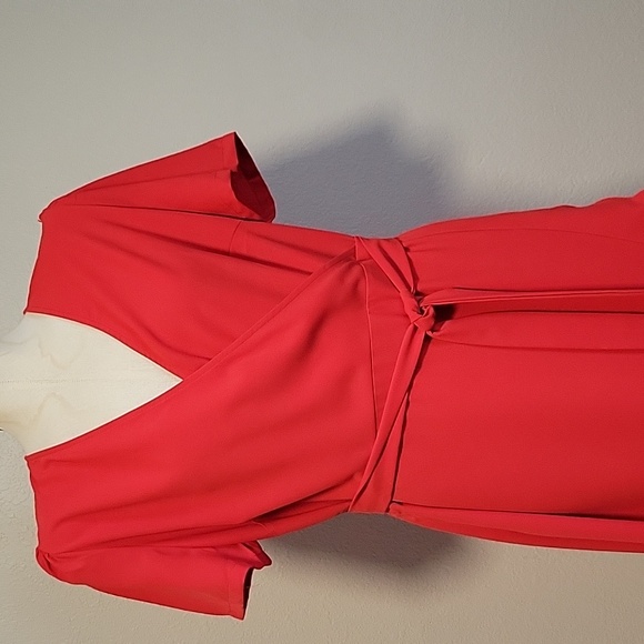 Luxveer Wrapstyle Ruffle Dress - Picture 3 of 5
